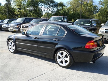 2004 BMW 325xi   - Photo 4 - Cincinnati, OH 45255