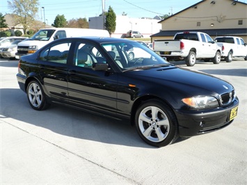 2004 BMW 325xi   - Photo 1 - Cincinnati, OH 45255