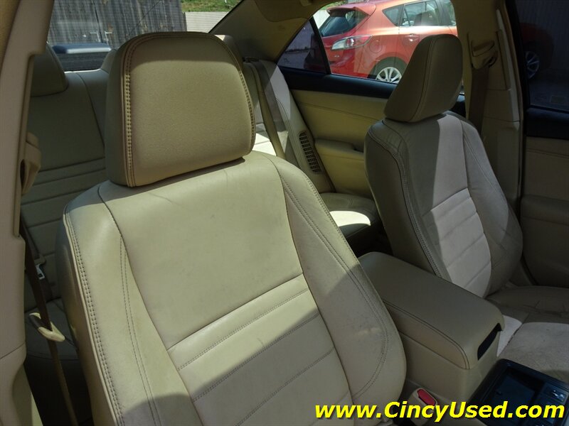 2017 Toyota Camry Hybrid XLE - Photo 17 - Cincinnati, OH 45255