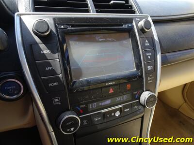 2017 Toyota Camry Hybrid XLE - Photo 21 - Cincinnati, OH 45255