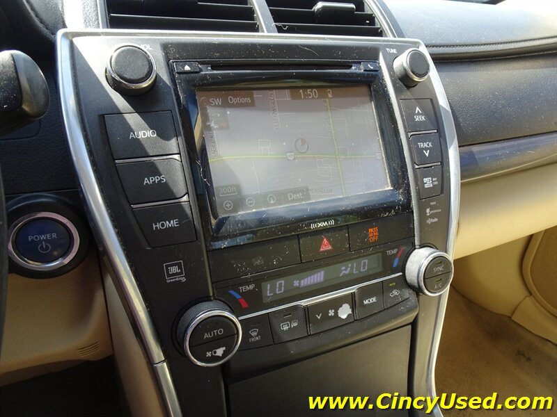 2017 Toyota Camry Hybrid XLE - Photo 20 - Cincinnati, OH 45255