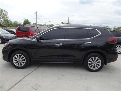 2019 Nissan Rogue S Special Edition  2.5L I4 AWD - Photo 4 - Cincinnati, OH 45255