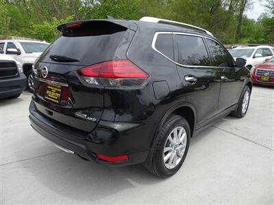 2019 Nissan Rogue S Special Edition  2.5L I4 AWD - Photo 6 - Cincinnati, OH 45255