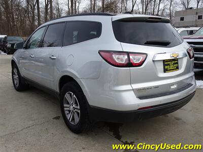 2017 Chevrolet Traverse LT   - Photo 9 - Cincinnati, OH 45255