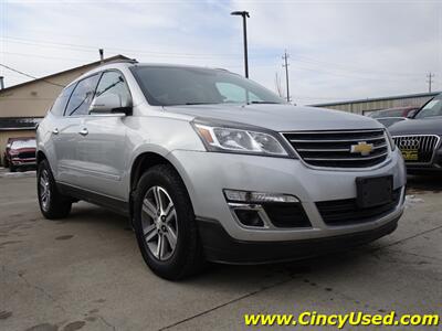 2017 Chevrolet Traverse LT   - Photo 3 - Cincinnati, OH 45255