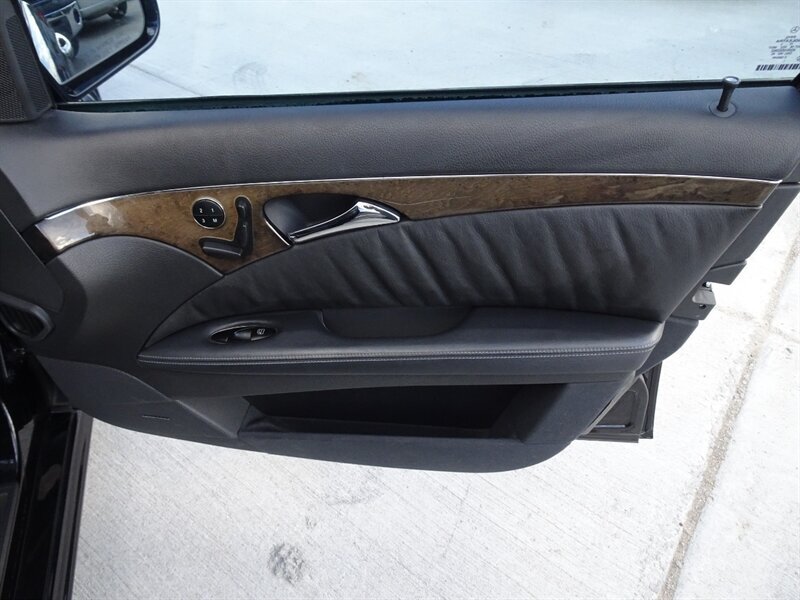 2005 Mercedes-Benz E 55 AMG   - Photo 31 - Cincinnati, OH 45255
