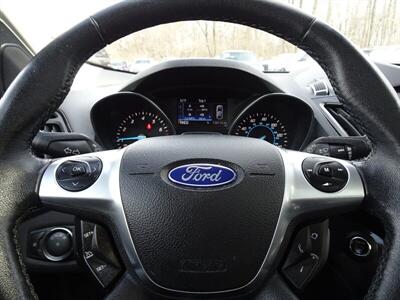 2014 Ford Escape Titanium  Ecoboost I4 Turbo AWD - Photo 18 - Cincinnati, OH 45255