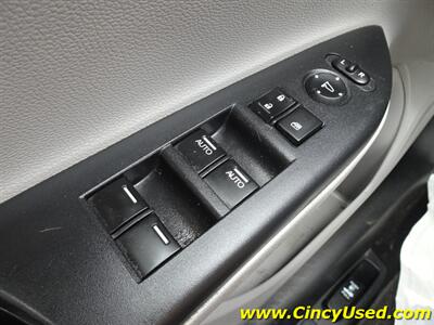2013 Honda Accord EX-L w/Navi   - Photo 24 - Cincinnati, OH 45255