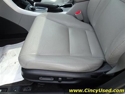 2013 Honda Accord EX-L w/Navi   - Photo 29 - Cincinnati, OH 45255