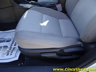 2015 Toyota Corolla LE Eco   - Photo 23 - Cincinnati, OH 45255