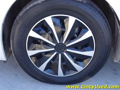 2015 Toyota Corolla LE Eco   - Photo 30 - Cincinnati, OH 45255