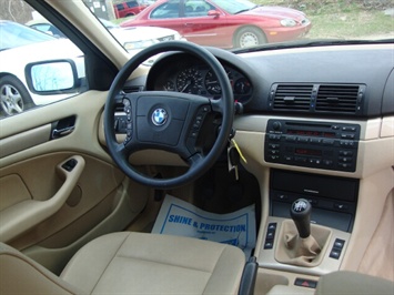 1999 BMW 323i   - Photo 7 - Cincinnati, OH 45255