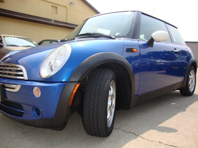 2005 MINI Cooper - Photo 12 - Cincinnati, OH 45255