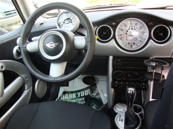 2005 MINI Cooper - Photo 6 - Cincinnati, OH 45255