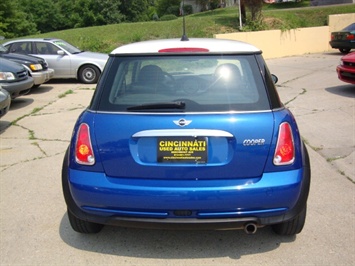 2005 MINI Cooper - Photo 11 - Cincinnati, OH 45255