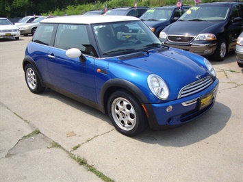2005 MINI Cooper - Photo 1 - Cincinnati, OH 45255