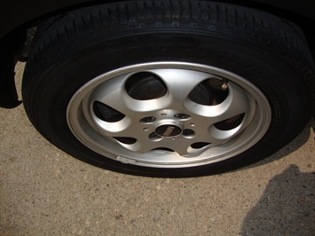 2005 MINI Cooper - Photo 22 - Cincinnati, OH 45255