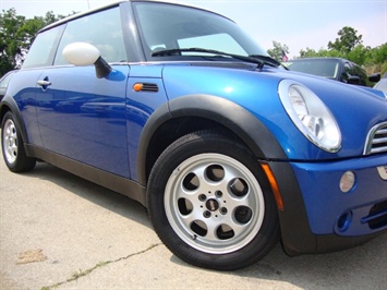 2005 MINI Cooper - Photo 10 - Cincinnati, OH 45255