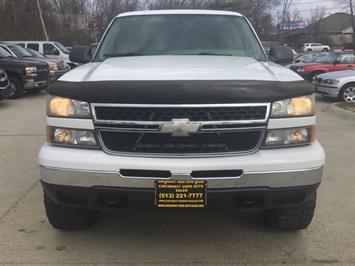 2006 Chevrolet Silverado 1500 LS   - Photo 2 - Cincinnati, OH 45255