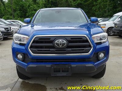2018 Toyota Tacoma SR5 V6   - Photo 2 - Cincinnati, OH 45255