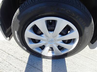 2011 Toyota Corolla LE  1.8L I4 FWD - Photo 28 - Cincinnati, OH 45255