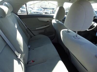 2011 Toyota Corolla LE  1.8L I4 FWD - Photo 11 - Cincinnati, OH 45255