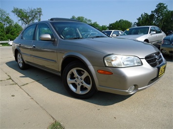 2001 Nissan Maxima GLE   - Photo 10 - Cincinnati, OH 45255