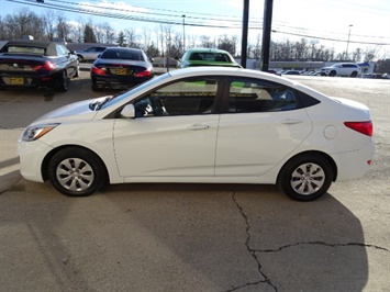 2016 Hyundai Accent SE   - Photo 10 - Cincinnati, OH 45255