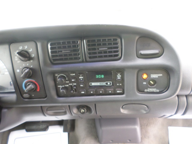 1998 DODGE REGULAR CAB ST - Photo 14 - Cincinnati, OH 45255