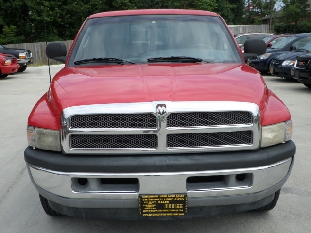 1998 DODGE REGULAR CAB ST - Photo 2 - Cincinnati, OH 45255