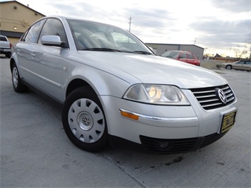 2002 Volkswagen Passat GLS   - Photo 10 - Cincinnati, OH 45255