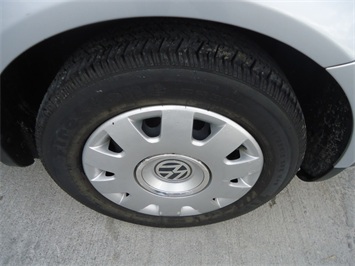 2002 Volkswagen Passat GLS   - Photo 26 - Cincinnati, OH 45255