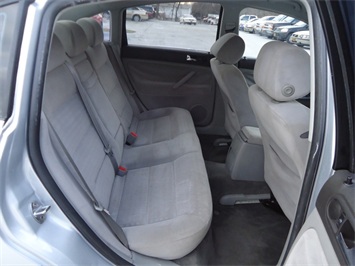 2002 Volkswagen Passat GLS   - Photo 9 - Cincinnati, OH 45255