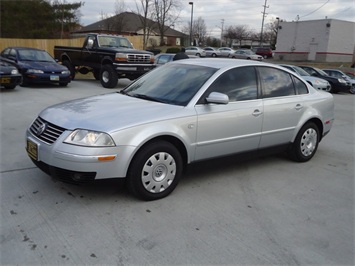 2002 Volkswagen Passat GLS   - Photo 3 - Cincinnati, OH 45255