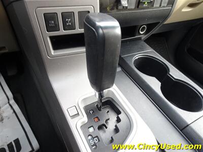 2012 Toyota Sequoia SR5   - Photo 19 - Cincinnati, OH 45255