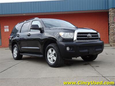 2012 Toyota Sequoia SR5   - Photo 4 - Cincinnati, OH 45255