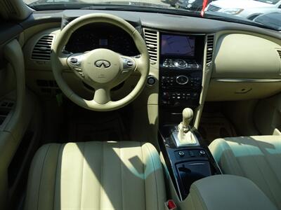 2012 INFINITI FX35  3.5L V6 AWD - Photo 9 - Cincinnati, OH 45255