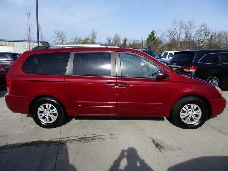 2011 Kia Sedona LX for sale in Cincinnati, OH