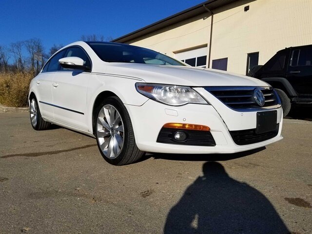 2009 Volkswagen CC VR6 Sport   - Photo 4 - Cincinnati, OH 45255