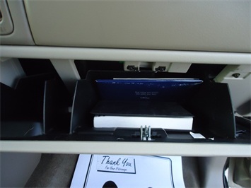 2005 Chevrolet Suburban 1500 LT   - Photo 22 - Cincinnati, OH 45255