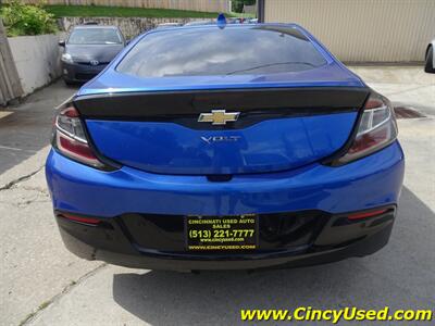 2017 Chevrolet Volt Premier 1.5L I4 Hybrid  Range-Extended Electric FWD - Photo 7 - Cincinnati, OH 45255