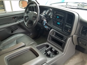 2004 Chevrolet Silverado 1500 SS   - Photo 9 - Cincinnati, OH 45255