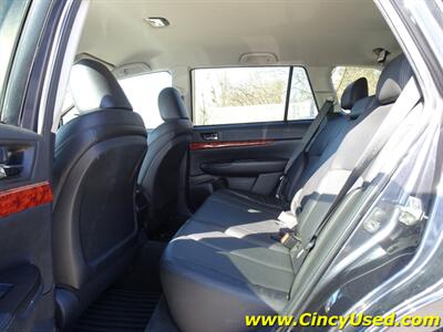 2012 Subaru Outback 3.6R Limited   - Photo 14 - Cincinnati, OH 45255