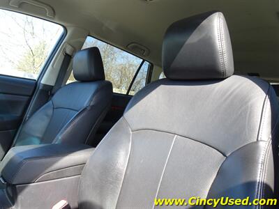 2012 Subaru Outback 3.6R Limited   - Photo 12 - Cincinnati, OH 45255