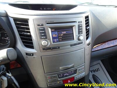 2012 Subaru Outback 3.6R Limited   - Photo 21 - Cincinnati, OH 45255