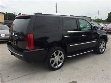 2007 Cadillac Escalade   - Photo 6 - Cincinnati, OH 45255