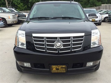 2007 Cadillac Escalade   - Photo 2 - Cincinnati, OH 45255