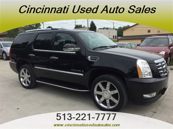 2007 Cadillac Escalade   - Photo 1 - Cincinnati, OH 45255