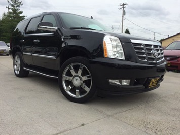 2007 Cadillac Escalade   - Photo 11 - Cincinnati, OH 45255