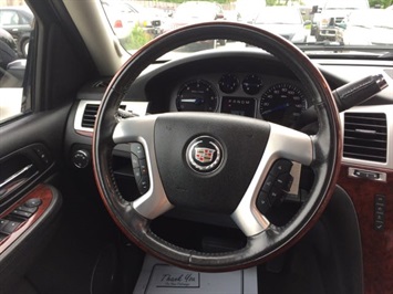 2007 Cadillac Escalade   - Photo 23 - Cincinnati, OH 45255